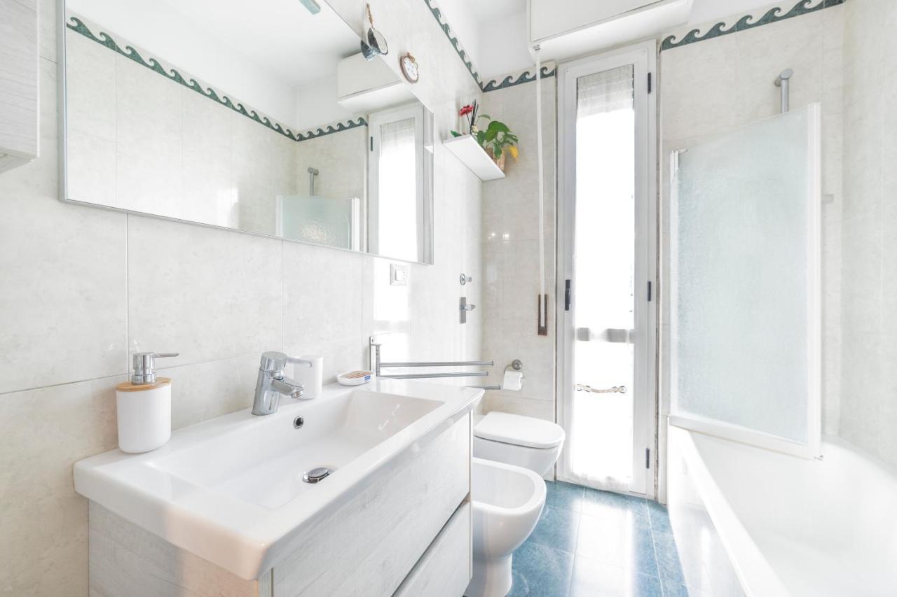 Precotto Comfortable Flat With Balcony Apartman Milánó Kültér fotó